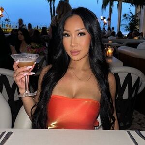 Meet your Posher, Thoa